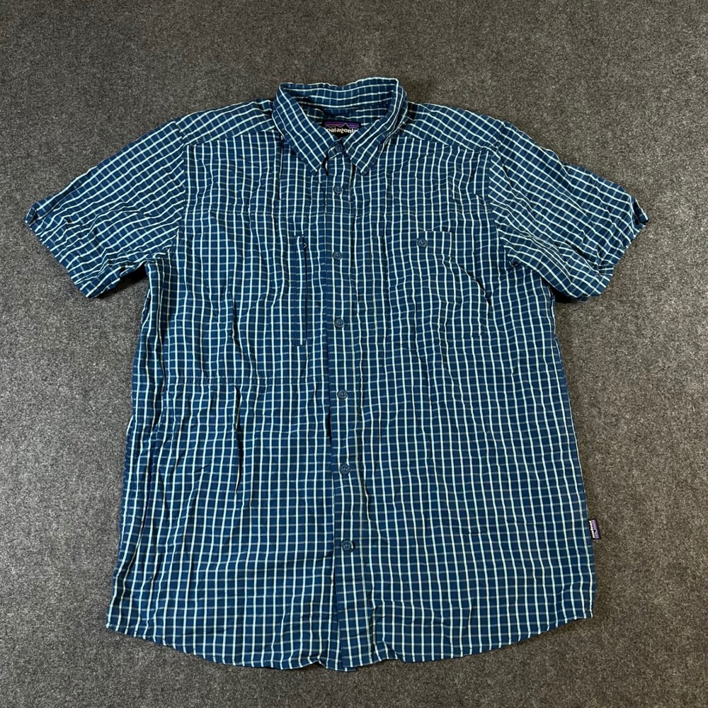 Patagonia Mens Blue Grid Check Short Sleeve Button Down Hiking Shirt Medium